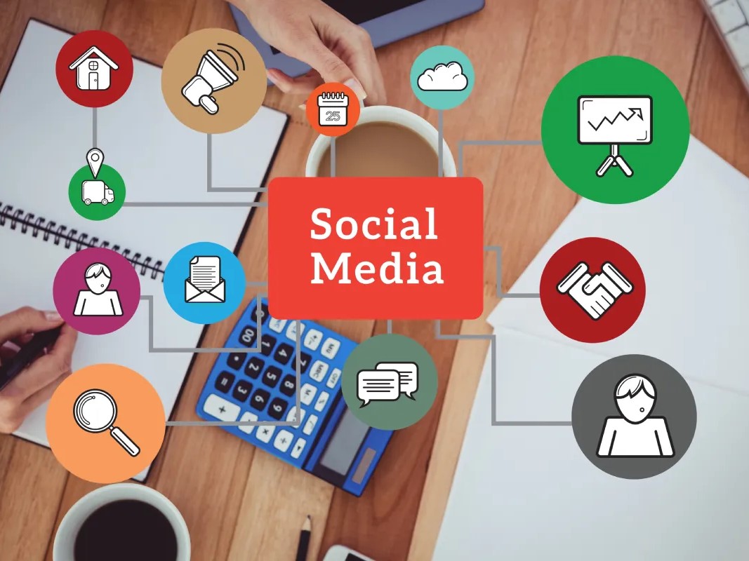 Manage and Grow Niche Facebook Communities for Businesses